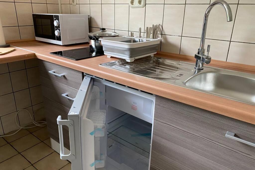 Gemuetliche Wohnung Zwischen Gruen Und Duisburg Hbf Extérieur photo