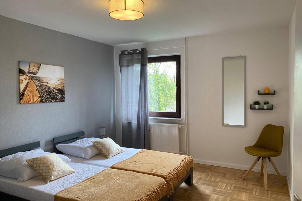 Gemuetliche Wohnung Zwischen Gruen Und Duisburg Hbf Extérieur photo